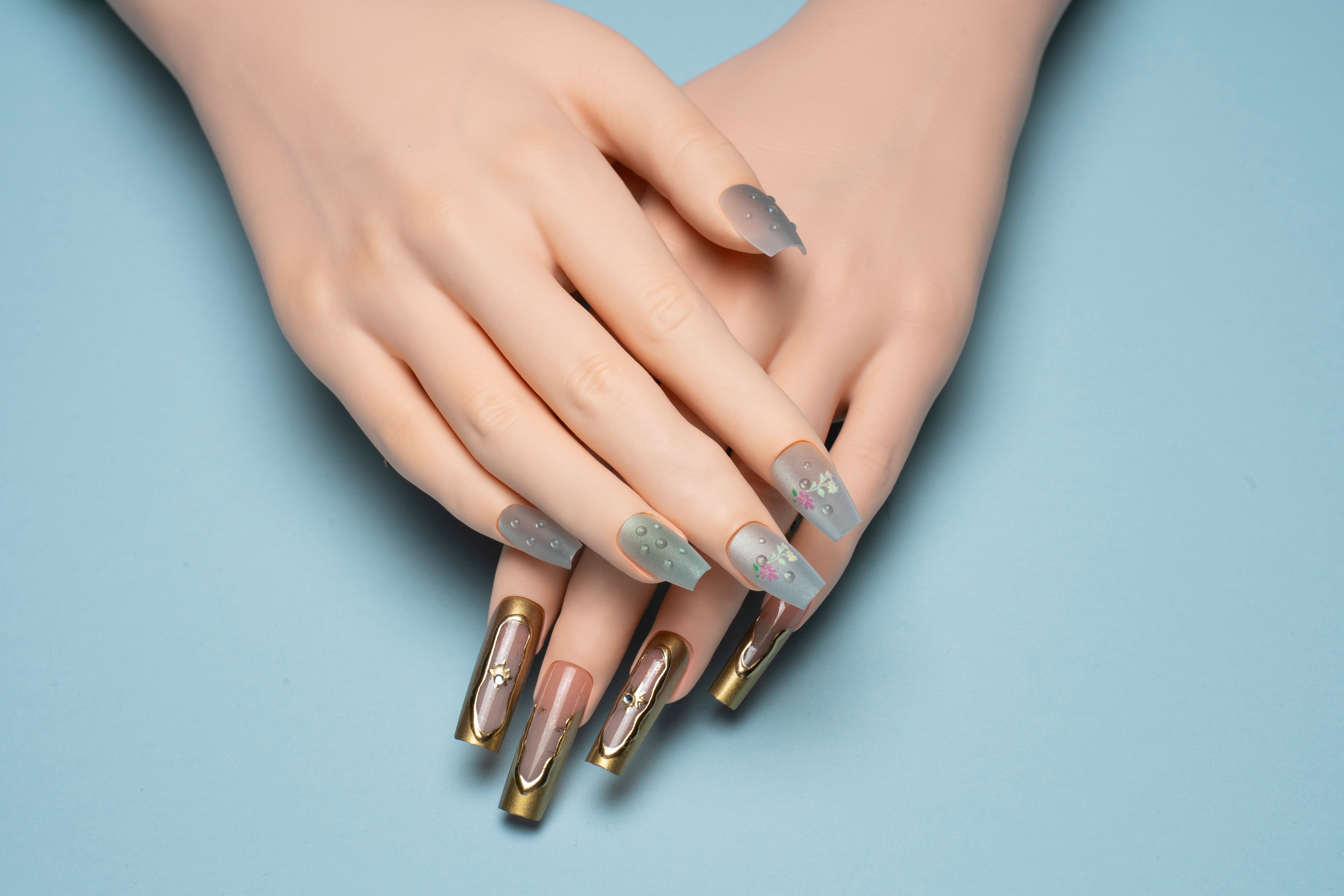 Mayflower Nails
