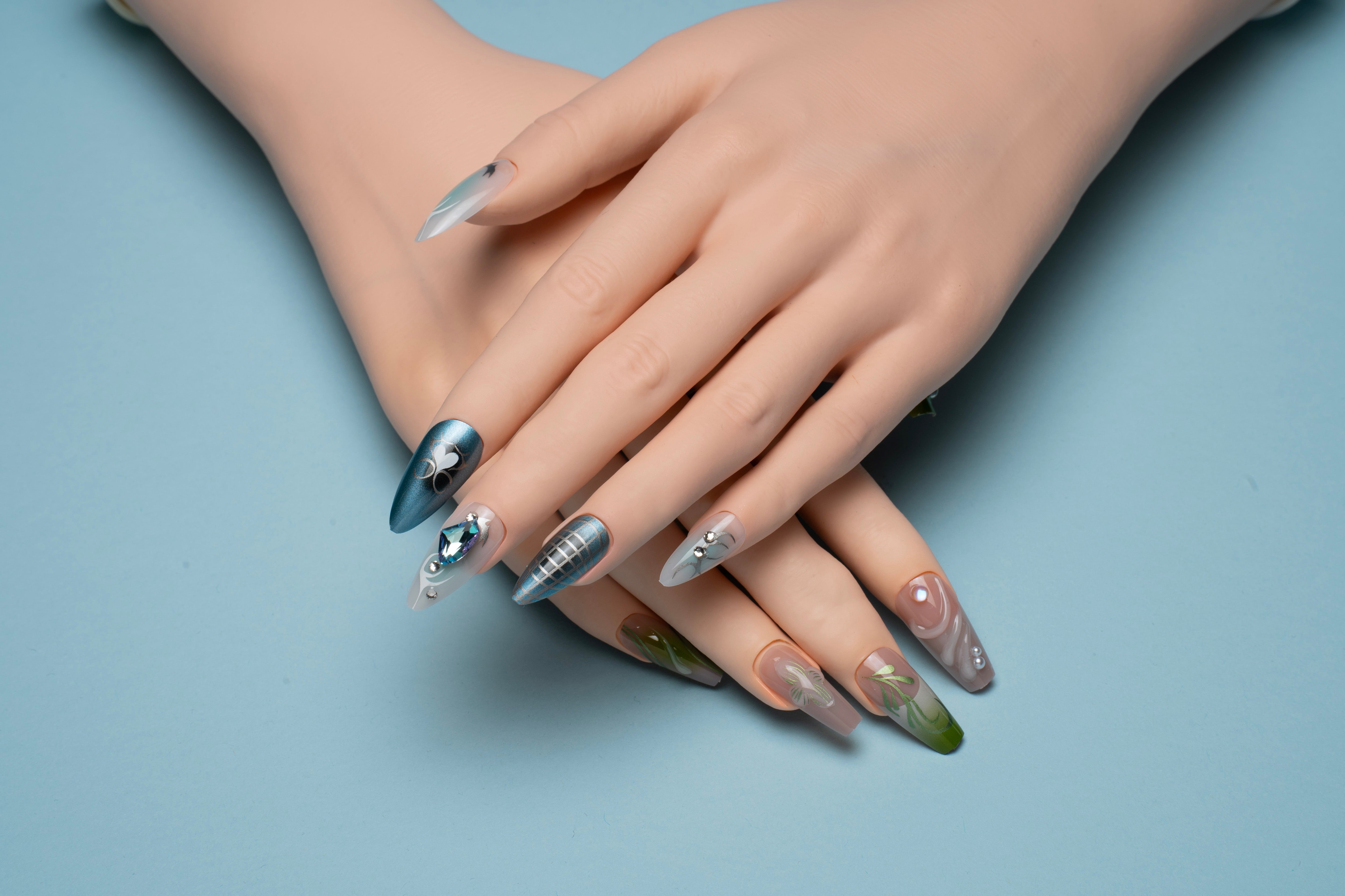 Royal Knight Nails